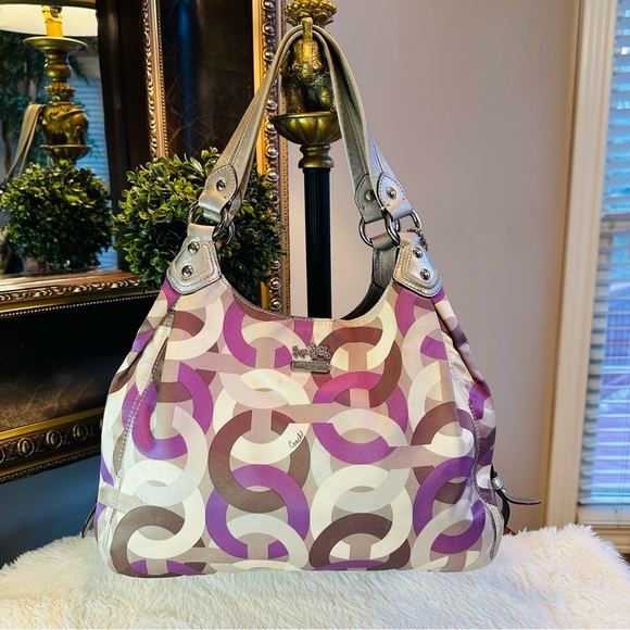 Coach Handbags - 🎀 AUTH COACH VINTAGE MADISON OPTIC CHAINLINK MAGGIE HOBO BAG 👛NO. C1068-14420